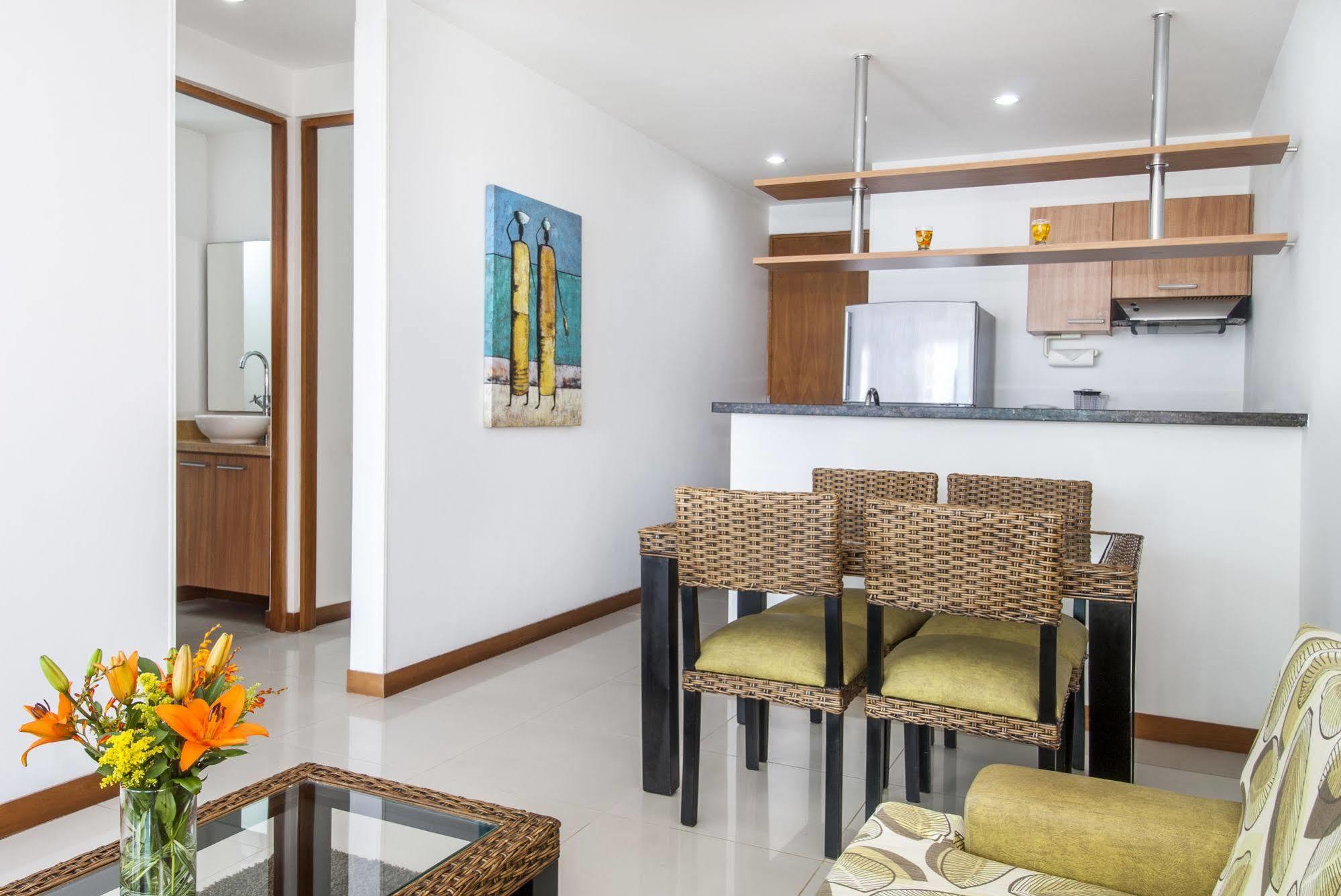 Travelers Orange Apartahotel Cartagena